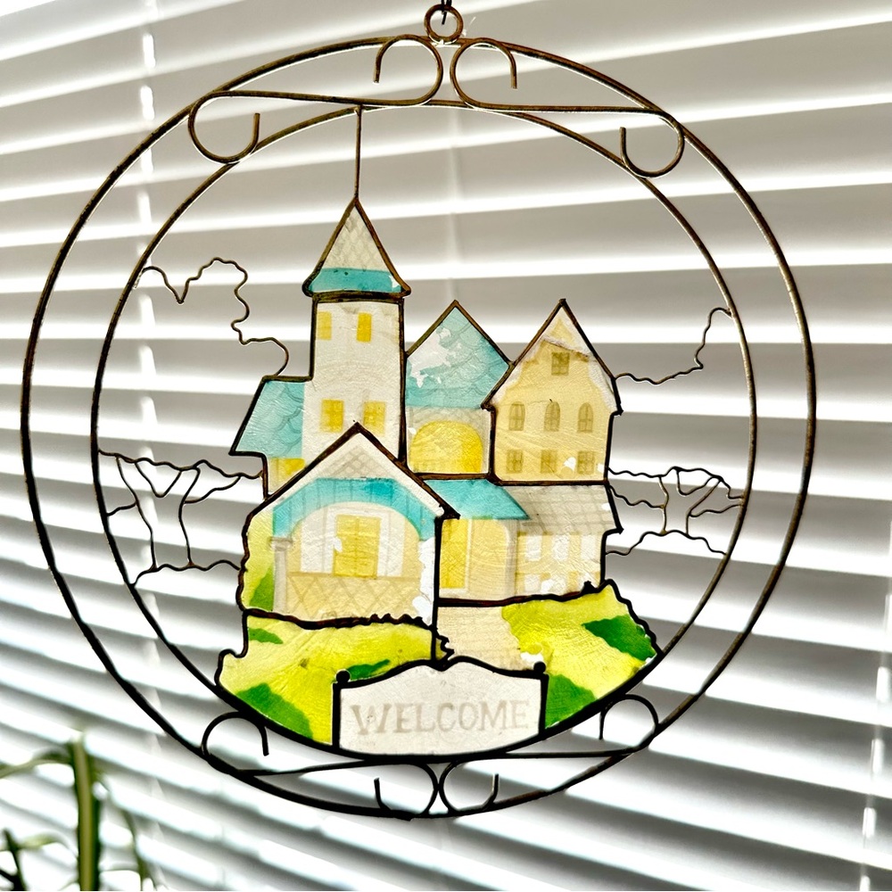 3/$22🩶 Vintage Painted Suncatcher Gold Metal House Welcome Wall Window Art